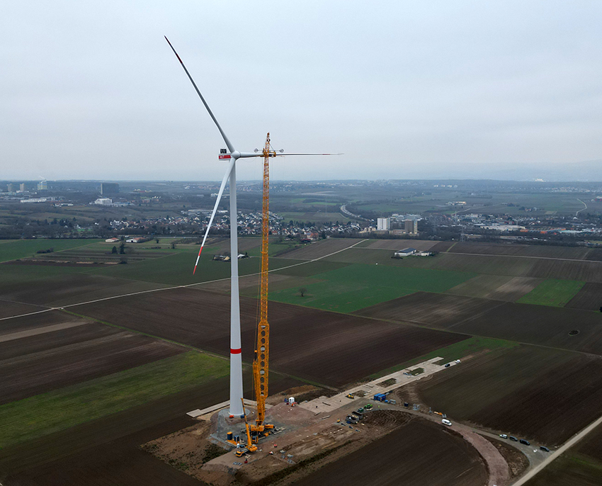 Rechtzeitig zu Weihnachten: Größte Windenergieanlage in Mainz-Hechtsheim erfolgreich fertiggestellt