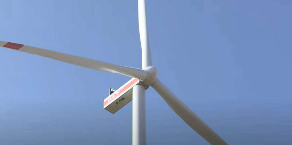 Fotografie einer Windkraftanlage im Rahmen von Repowering von Windkraftanlagen